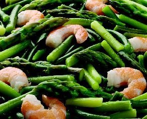 REVUELTO AJETES GAMBAS Y TRIGUEROS